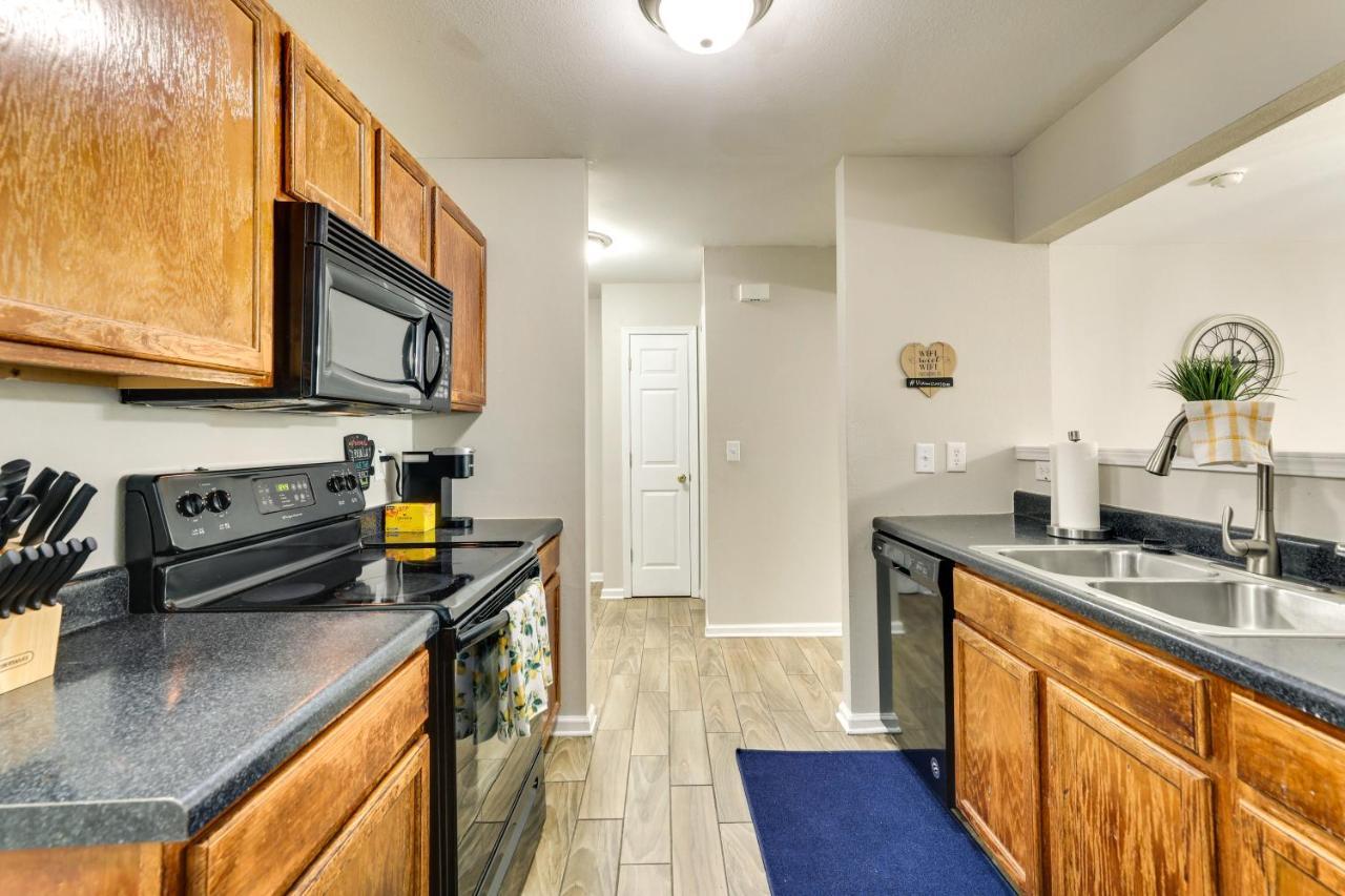 Charming North Charleston Townhome - Pets Welcome! Exterior photo