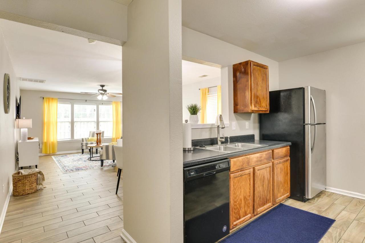 Charming North Charleston Townhome - Pets Welcome! Exterior photo