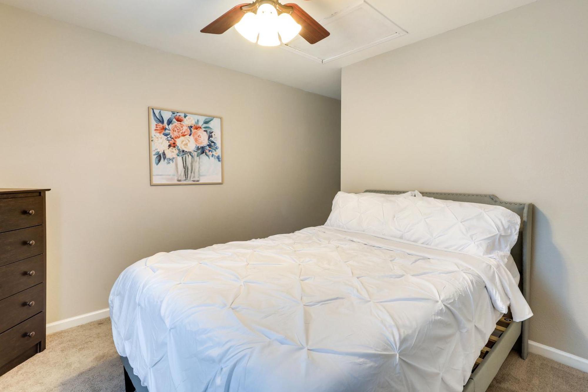 Charming North Charleston Townhome - Pets Welcome! Exterior photo